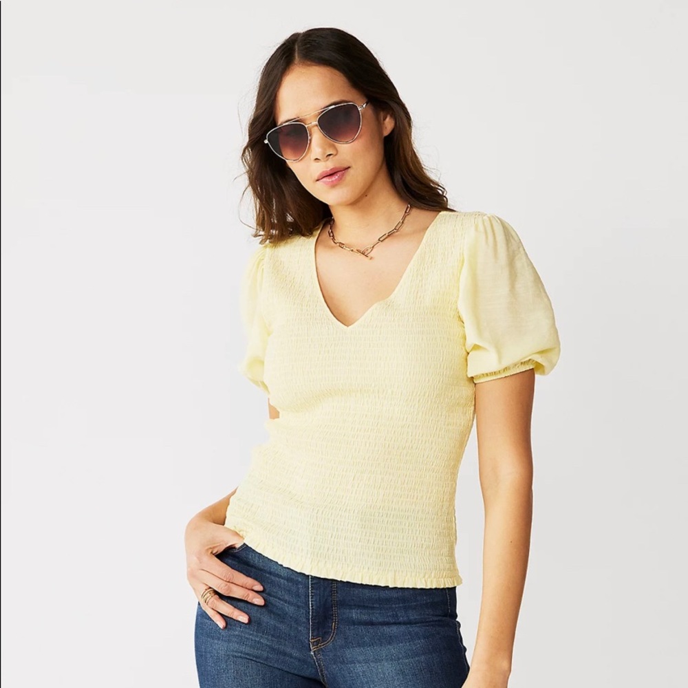 Nine West elbow puff sleeve smocked blouse size medium NWT